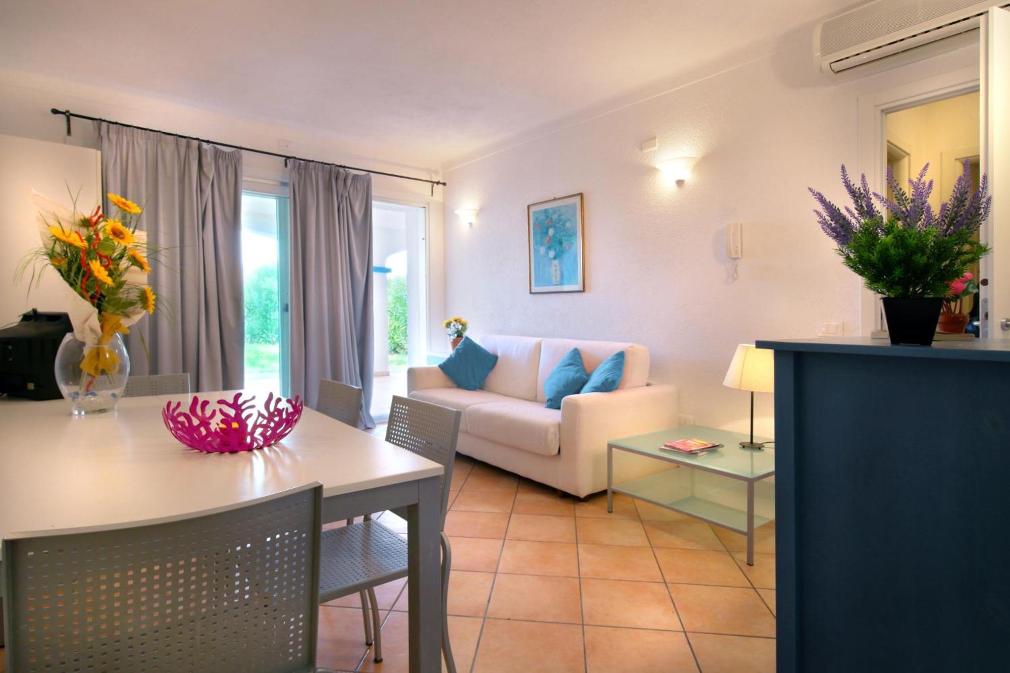 Perla Del Porto Apartments Санта-Тереза-Галлура Екстер'єр фото